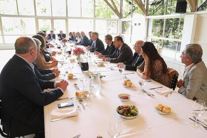 Macri recibió en Olivos a los senadores de Cambiemos
