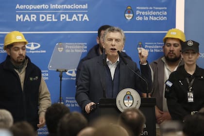 Macri recorrió las obras del aeropuerto de Mar del Plata