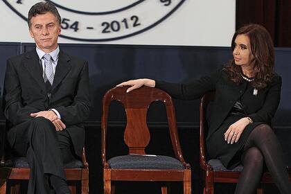 Macri y Cristina en 2012, en la Bolsa de Comercio