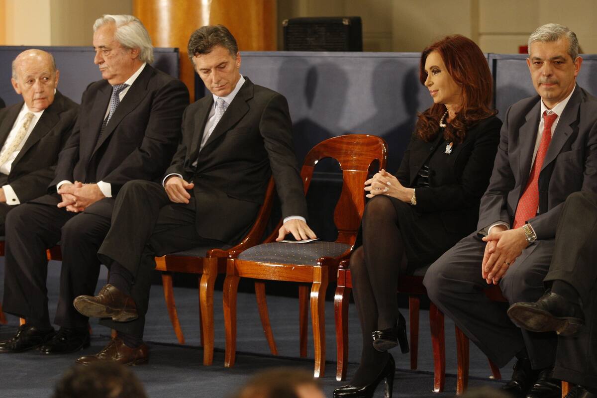 Macri y Cristina Kirchner protagonizaron una transición con escaso diálogo