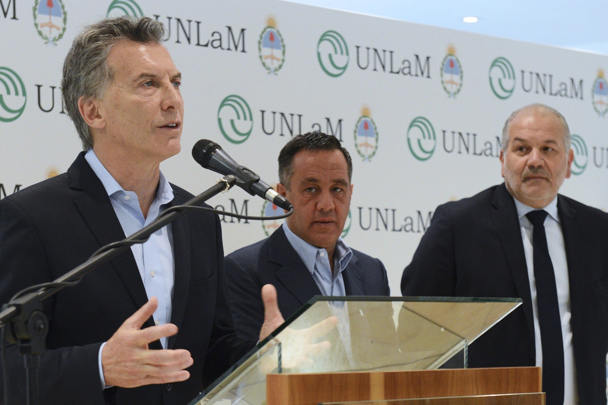 Macri y Finocchiaro en un acto en la Universidad de La Matanza