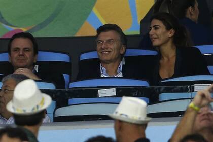 Macri y su esposa, Juliana Awada, presenciaron un partido del Mundial de Brasil 2014