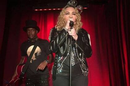 Madonna y su hijo David en el Stone Wall la noche de año nuevo