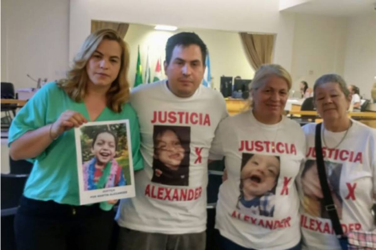 Madre y padrastro sentenciados a más de 35 años de prisión por asesinar cruelmente a Alexander Martins, Damián, padre del pequeño, siguió de cerca el debate oral