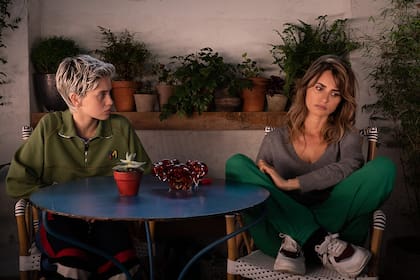 Madres paralelas de Pedro Almodóvar, con Penélope Cruz y Milena Smit
