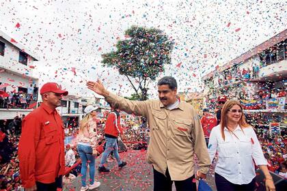 Maduro y su esposa en un acto de campaña en Valera, estado de Trujillo