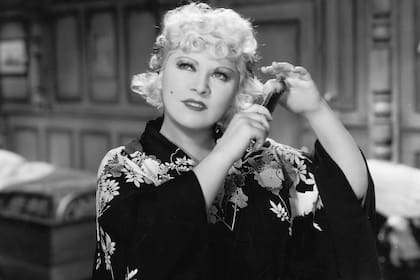 Sorpresivamente llegaron a HBO Max un par de títulos protagonizados por Mae West en los años 30