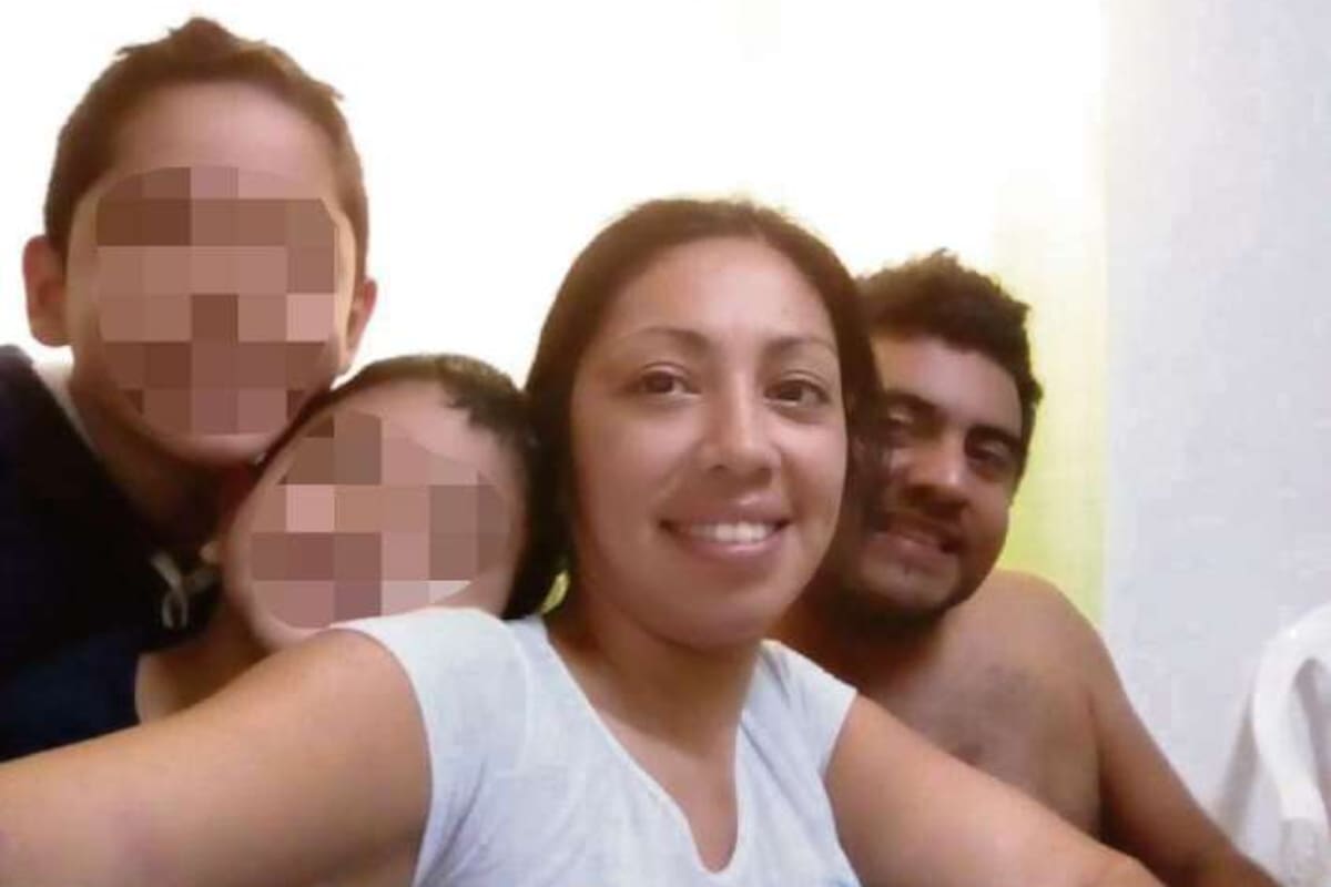 Magalí Morales, con sus dos hijos menores y su pareja