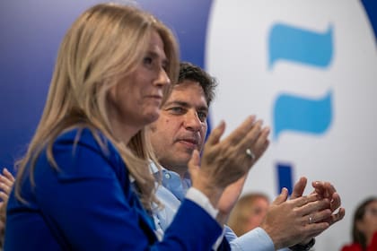 Magario y Kicillof, hace diez días, en Ensenada durante el lanzamiento del Movimiento Derecho al Futuro “Mujeres y Diversidades”