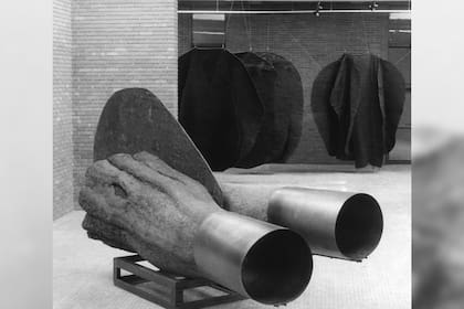 Magdalena Abakanowicz fue la pionera en el arte con telas y de tres dimensiones (Foto Instagram @centrum.rzezby.polskiej)