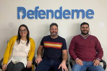 Magdalena Fernández, Juan Manuel Baya Casal y Andrés Varas crearon la empresa.