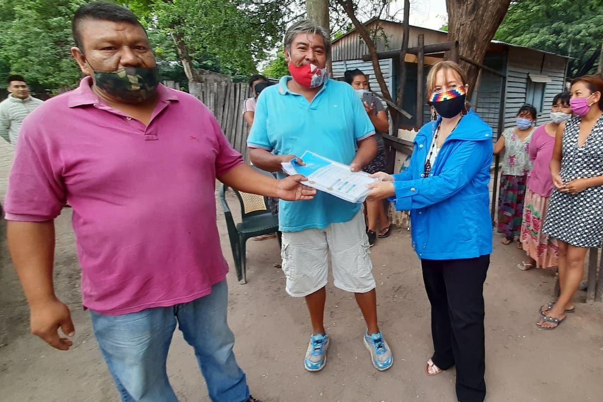 Magdalena Odarda, titular del Instituto Nacional de Asuntos Indígenas (INAI), durante una visita a Salta