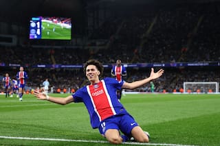 PSG celebró en un partido memorable: del juego coral a resistir al Manchester City