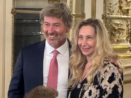 Mahiques junto a Karina Milei