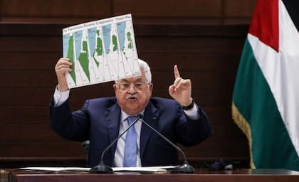 Mahmud Abás, de 88 años, tiene el respeto internacional, pero es objeto de descontento entre la mayor parte de los palestinos, especialmente los jóvenes