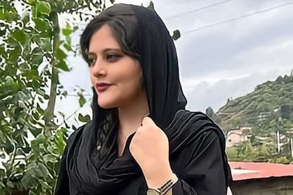 Mahsa Amini, la joven de 22 años que murió en Irán