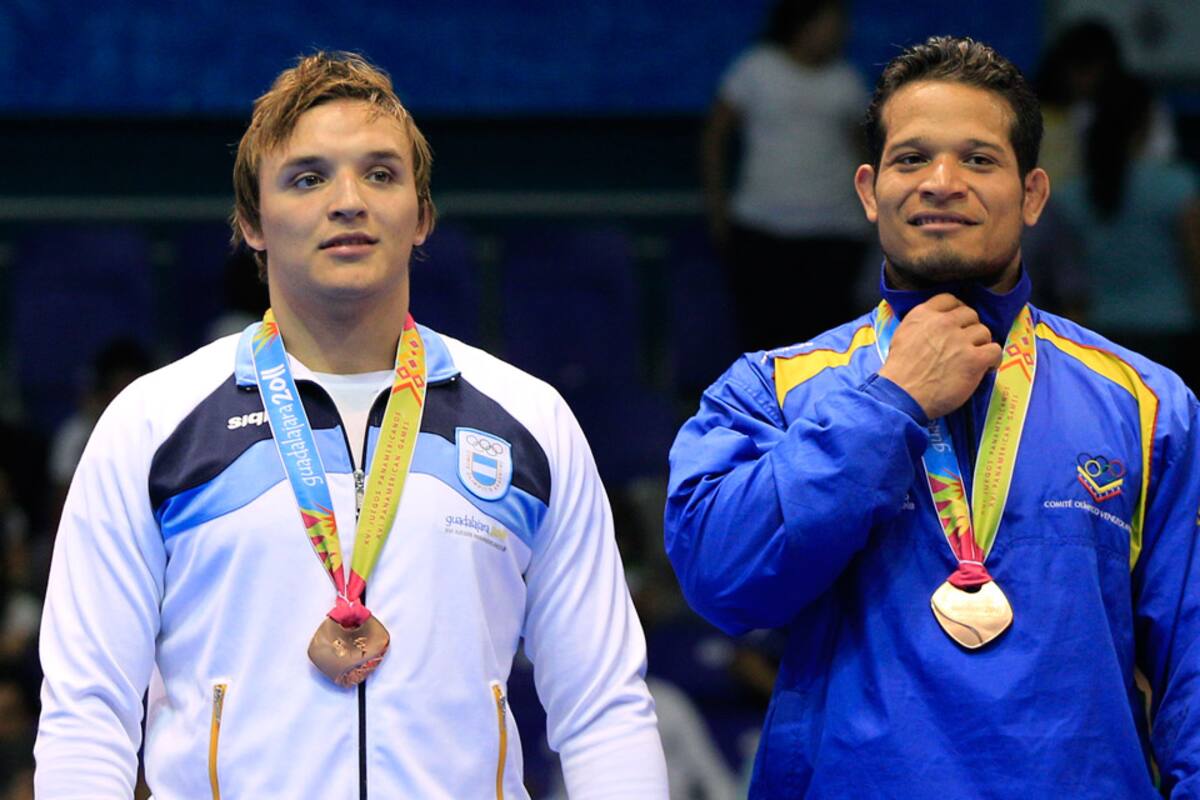 Maier, orgulloso en el podio