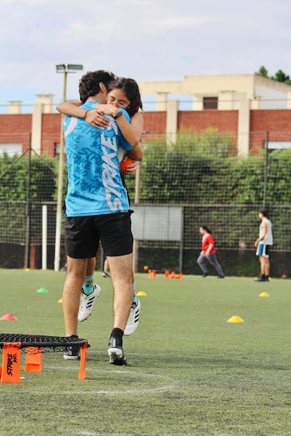 Maiky junto a Pablo, su pareja en el raunet y en la vida