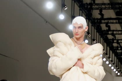 Genderless, by Jhon Galliano