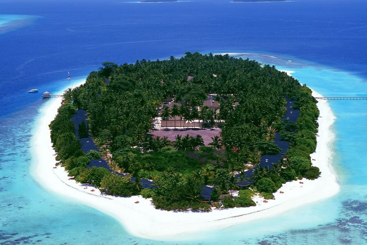 Maldivas endureció las condiciones de entrada para visitantes tras un recrudecimiento de casos en más de una decena de complejos turísticos