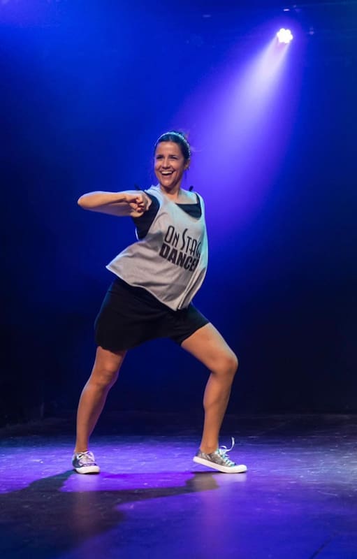 Male Schefer es la creadora de On Stage
