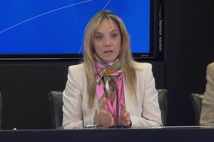 Malena Galmarini negó que se trate de un aumento de tarifas y habló de "redistribución de subsidios"