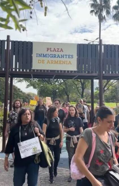 Malestar de los vecinos de Palermo por la construcción de una cochera subterránea en plaza Armenia.