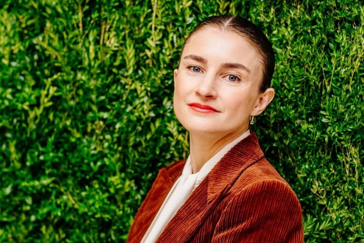 Malle era editora del sitio web y también conduce un podcast dentro de Vogue.