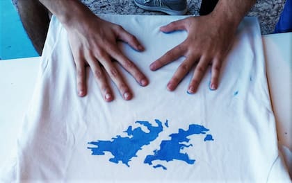 "Malvinizá tu remera": una propuesta del museo de las islas Malvinas para la Noche de los Museos