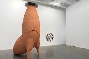 Mamá Luchona (2021), la obra de Chaile que se exhibió en la trienal del New Museum y que se instalará en Buenos Aires