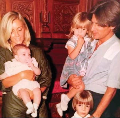 “Mamá (Mirta Messi) y papá se separaron en el 88, cuando yo tenía 8 años, pero siempre siguieron siendo amigos”, dice.