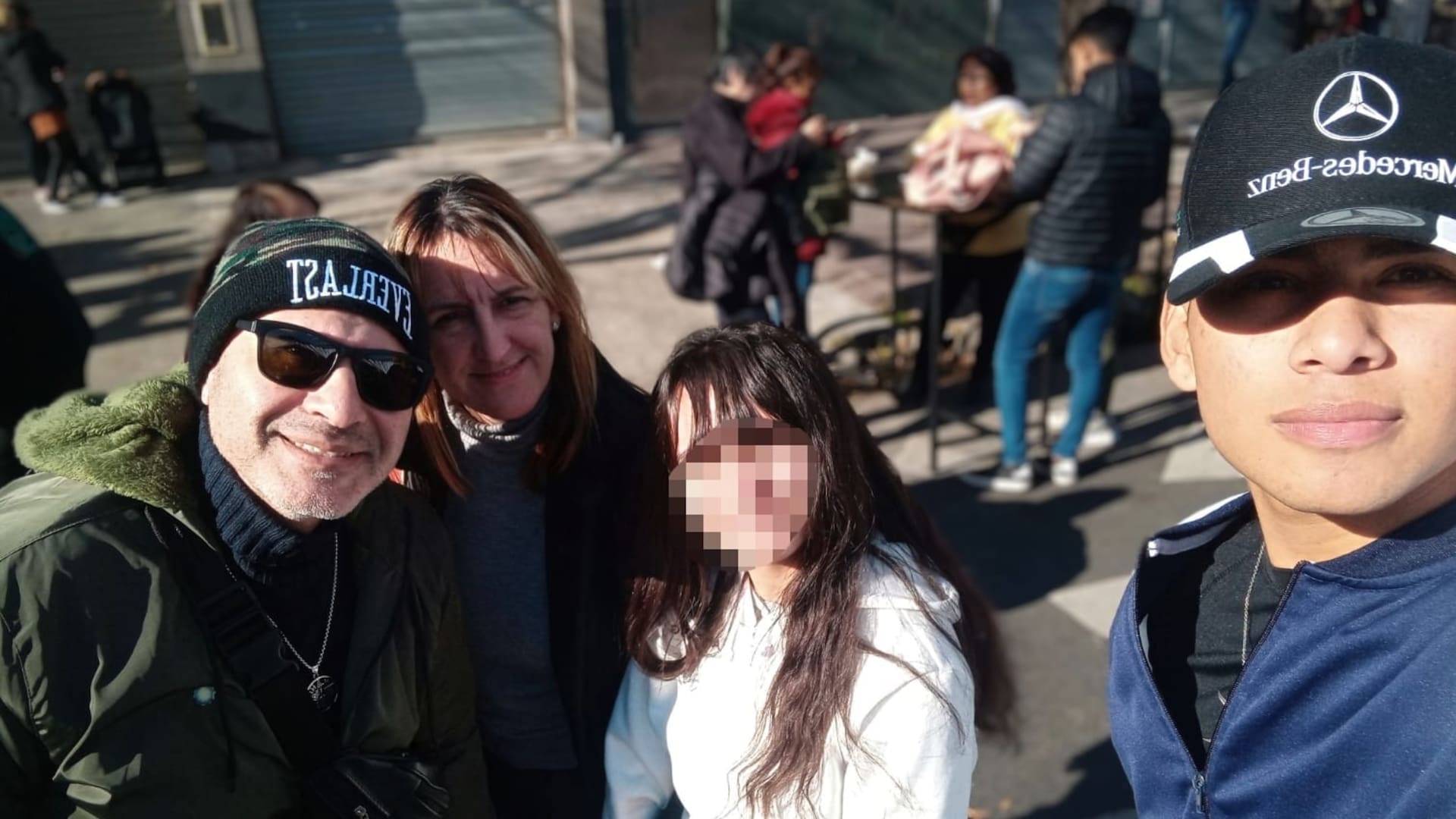 Mamá, papá, Facu y Sol. Una familia que recién comienza a gestarse, sueños de un lado y de otro que se hicieron realidad.