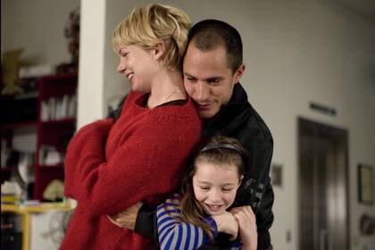Mammoth, con Michelle Williams, Gael García Bernal y Sophie Nyweide