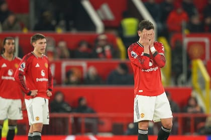 Man United desperdicia oportunidad de subir a los cinco primeros de la Liga Premier