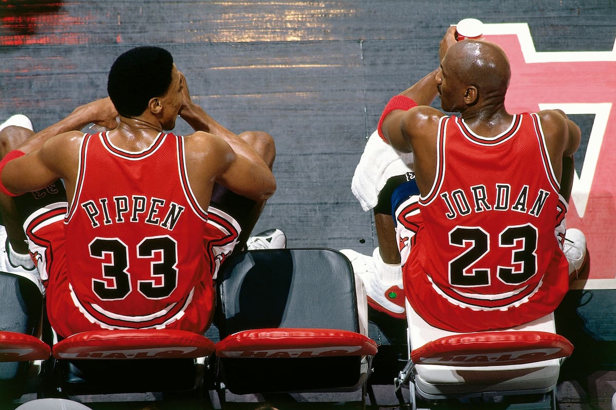 Mañana se estrenarán los dos episodios finales de The Last Dance, la serie documental de Netflix que muestra el fenómeno de los Chicago Bulls de los años 90, un retratode época que se basa en 500 horas de filmación y que permite conocer, como nunca antes, la intimidad de este grupo y de su gran leye