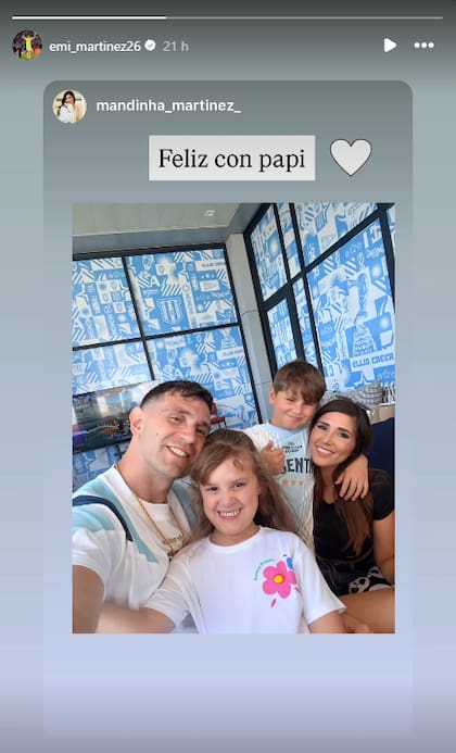 Mandinha Martínez, esposa del Dibu, mostró una tierna foto del arquero junto a sus dos hijos