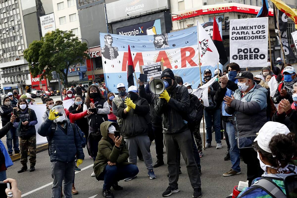 Manifestación del Polo Obrero en el Obelisco