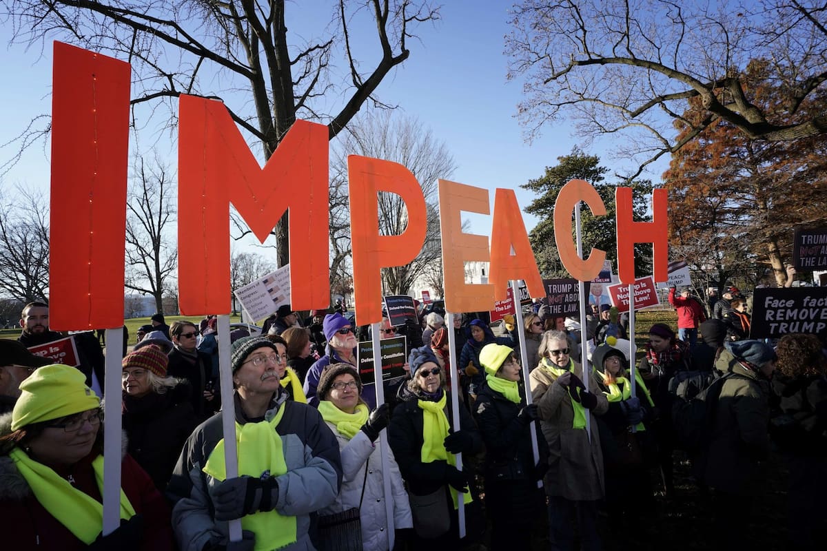 Manifestantes apoyan en Washington el impeachment de Trump, en diciembre de 2019