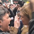 Lilia Lemoine fue increpada por un grupo de manifestantes a la salida del Congreso