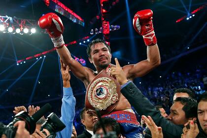 Manny Pacquiao buscará volver a retomar su carrera como boxeador después de su paso por la política. (AP Foto/Vincent Yu)