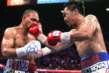 Manny Pacquiao desfigura el rostro de Ketih Thurman; el filipino, con 40 años, le dio una lección de boxeo a su rival
