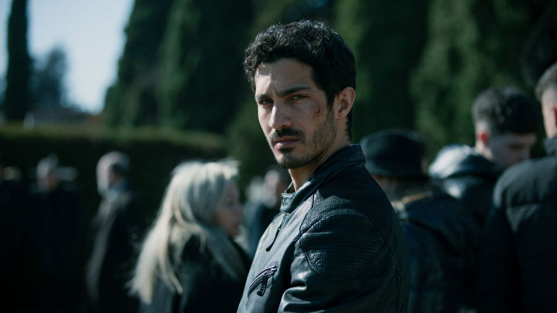 Mano de Hierro estrenó en Netflix y ya se convirtió en una de las series más vistas de la plataforma.
