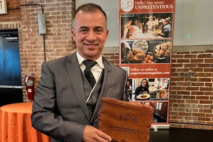 Manolo Betancur es ciudadano de Estados Unidos, pero teme ser detenido por el ICE