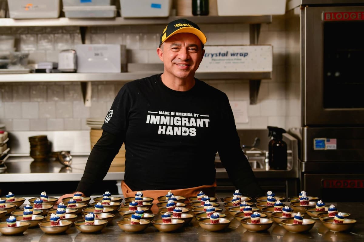 Manolo Betancur, propietario de una reconocida panadería en Charlotte, relató un tenso altercado con el exjefe de la patrulla fronteriza Gregory Bovino