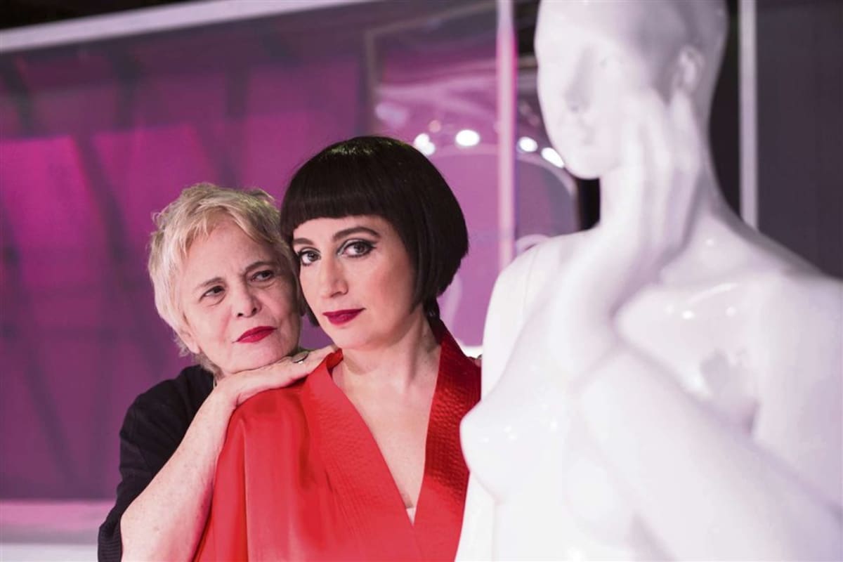 Manso y Santa Ana, una dupla que retoma una puesta de alta densidad escénica e interpretativa