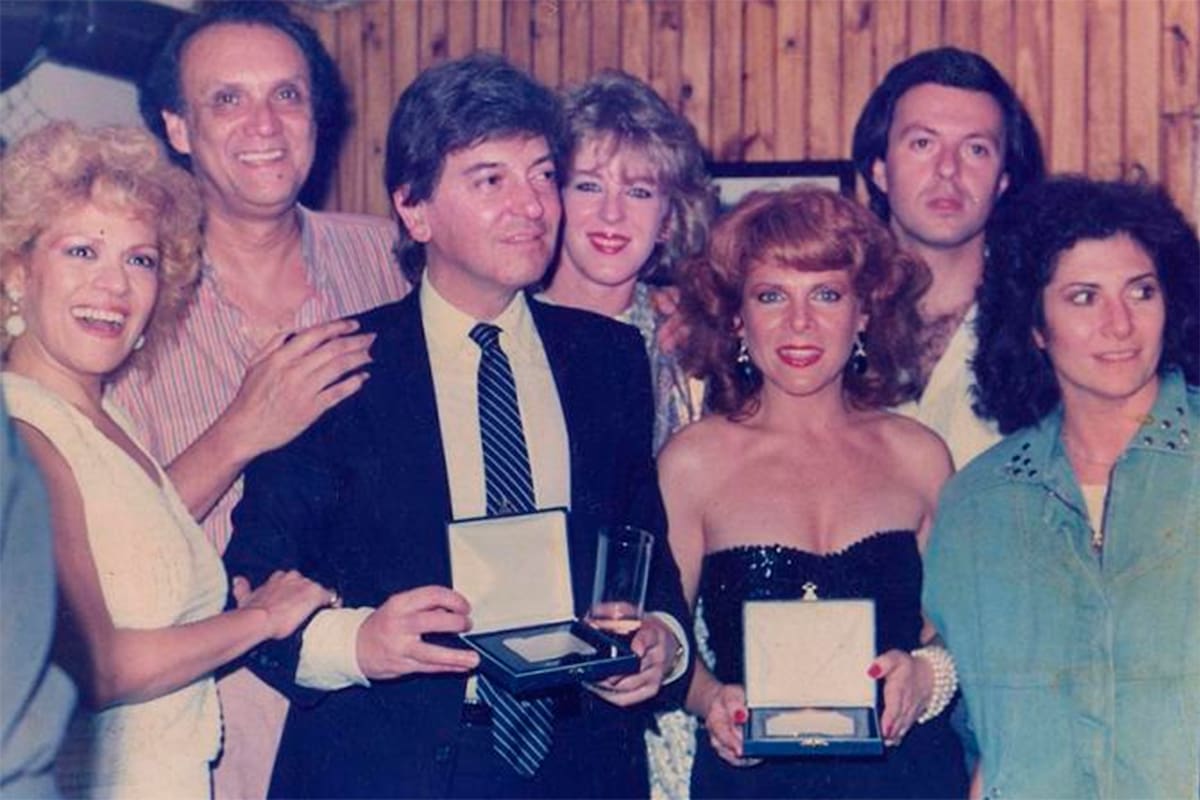Mantuvo una prolífica carrera delante de cámara y como autor de distintos programas televisivos de Argentina, Puerto Rico y Venezuela