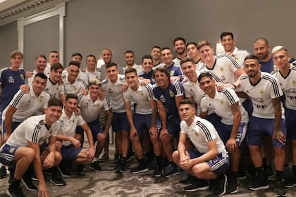 Manu Ginóbili con la selección de fútbol en San Antonio