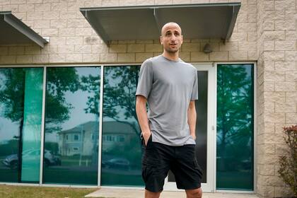 Manu Ginóbili en entrevista exclusiva con La Nación