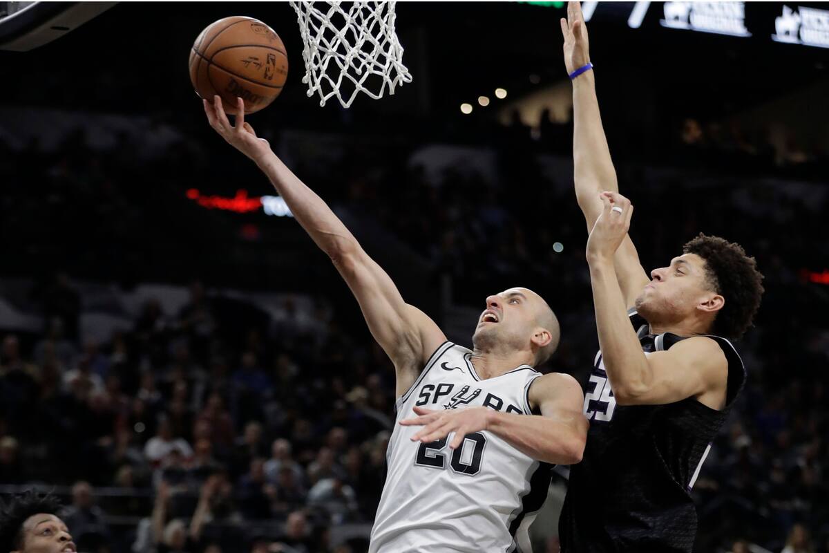 Manu Ginóbili es el único argentino y uno de los 62 extranjeros que disputarán los playoffs, una cifra sin precedente