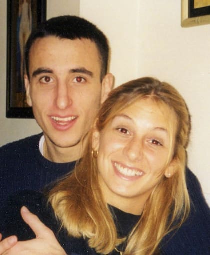 Manu Ginóbili y Many Oroño se conocieron en 1997 cuando tenían 20 y 16 años (Foto: Instagram @manuginobili)